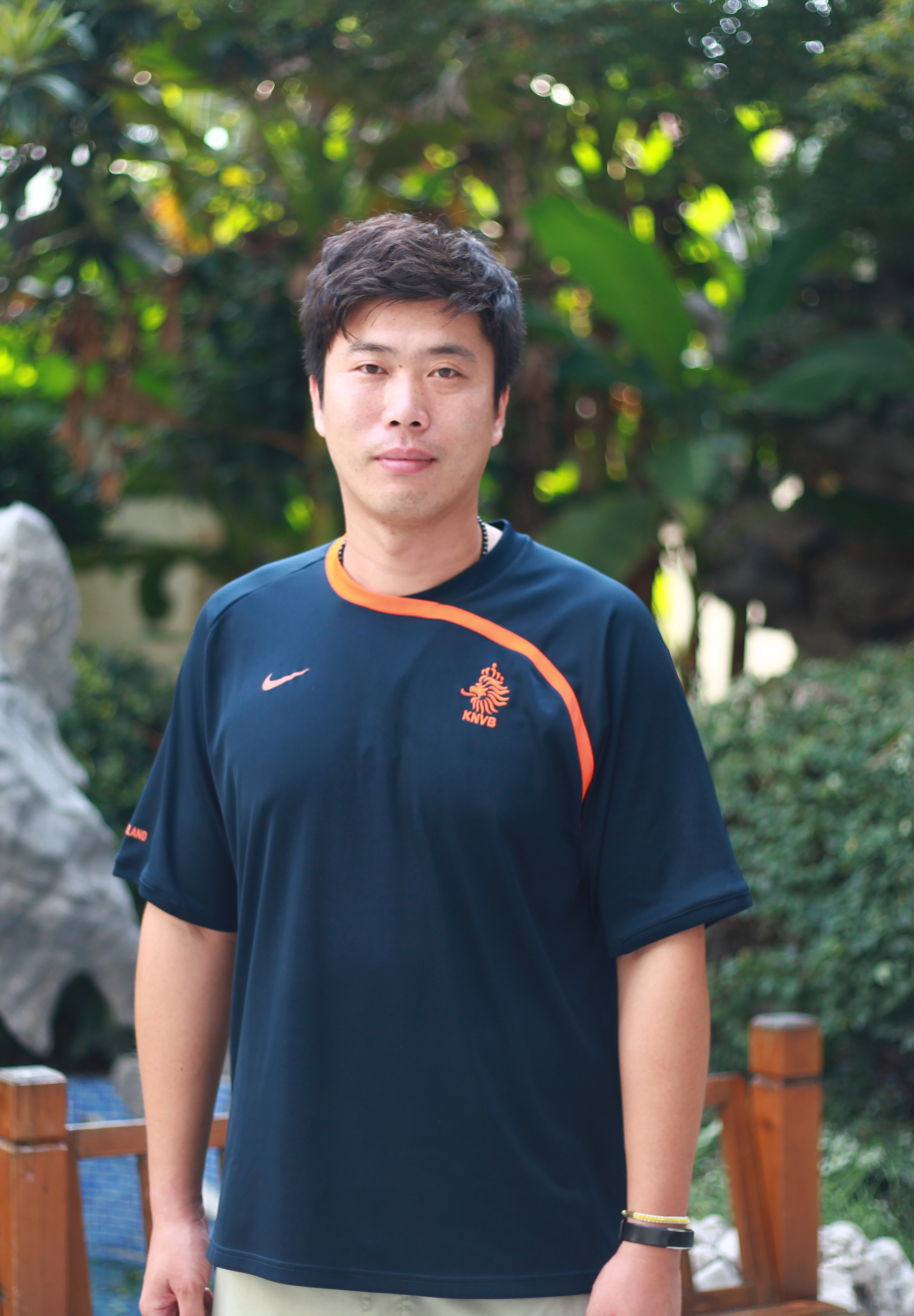 于鹏,男,中共党员,中小学一级教师,区体育学科带头